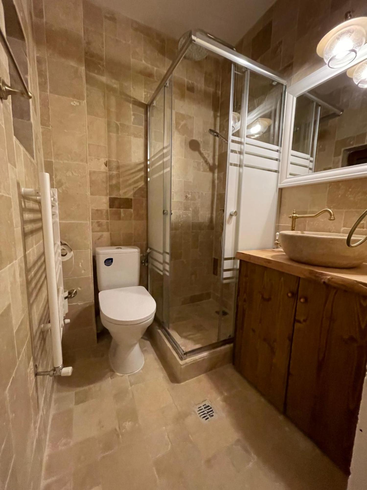 Hotel Casa Romaneasca 奥托佩尼 外观 照片
